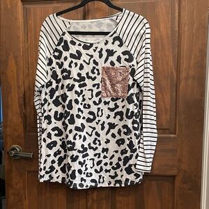Stylish Woman Black and White Animal Print Top